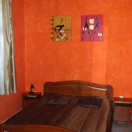 Dubogo Szalloda Etterem Hotel *